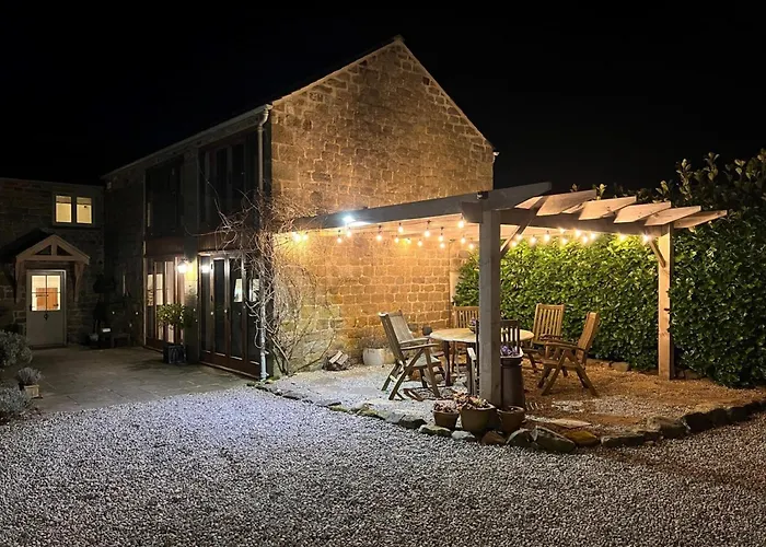 4 Bed In Grewelthorpe 64329 Holiday home