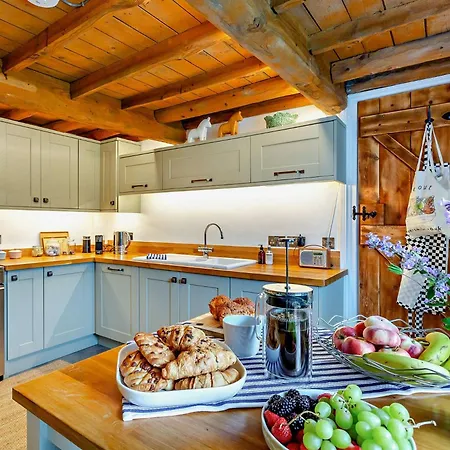 4 Bed In Masham 64329 *